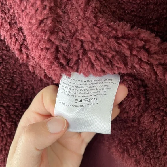 Lululemon Textured Fleece Half Zip Hoodie - Picture 9 of 9